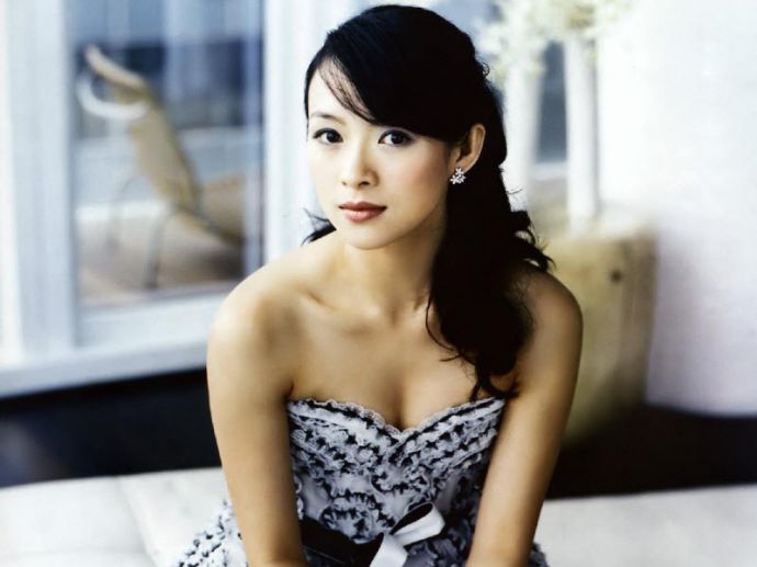 Эталон современности: 20 самых красивых актрис Голливуда по мнению Google