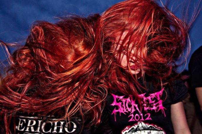 Металлисты в музыкальном экстазе