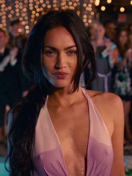 Показ одежды от Меган Фокс - Megan Fox Актриса, США
