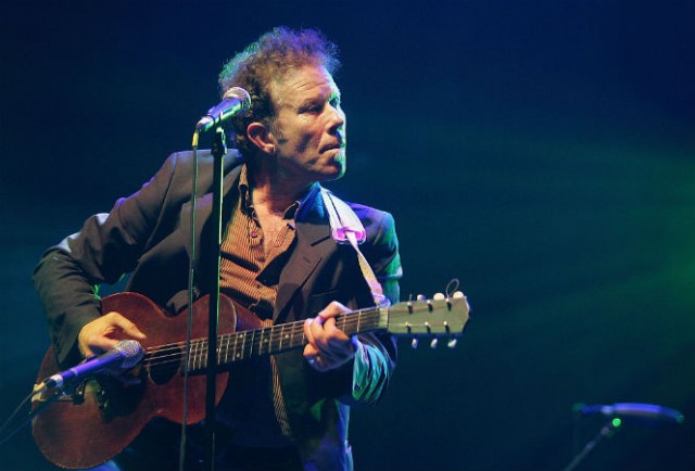 10 рок-звезд, сыгравших в кино