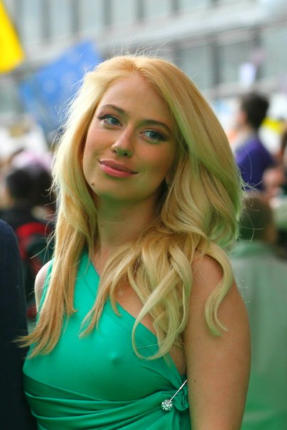 Анна Дубовицкая Голая Экс-участница группы "Блестящие"