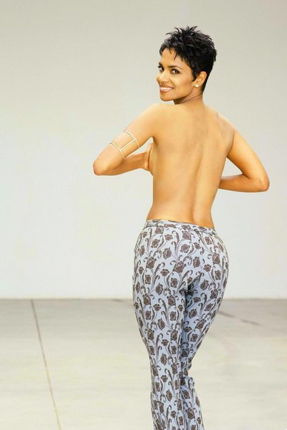 Голые знаменитости Хэлли Берри Голая - Halle Berry Nude