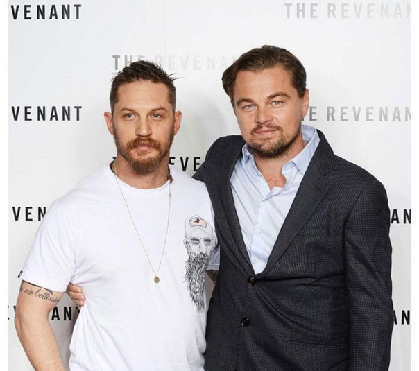 Леонардо ДиКаприо и Том Харди на специальном показе фильма "Выживший"