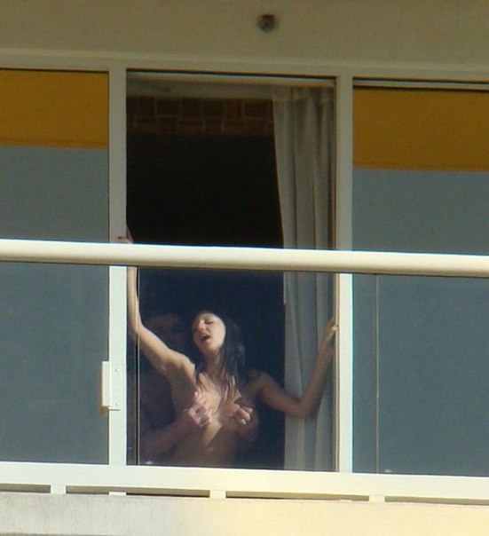 Любви и сексу все места покорны