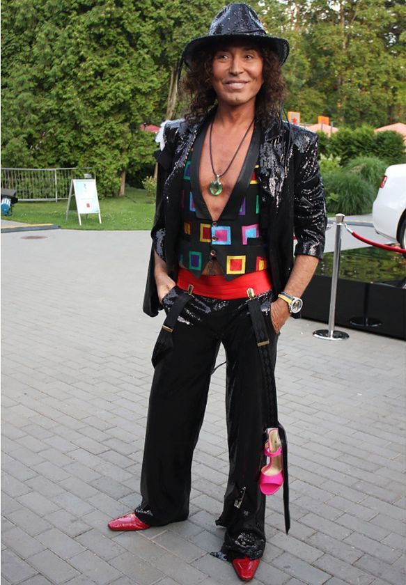 Самые безвкусные наряды отечественных знаменитостей Самые безвкусные наряды отечественных знаменитостей