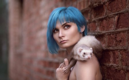 Сплошная экспрессия.....девушки на фото...