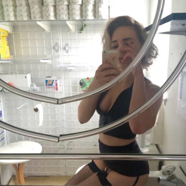 Стройные девушки в нижнем белье