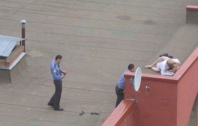 Любовь нечаянно нагрянет