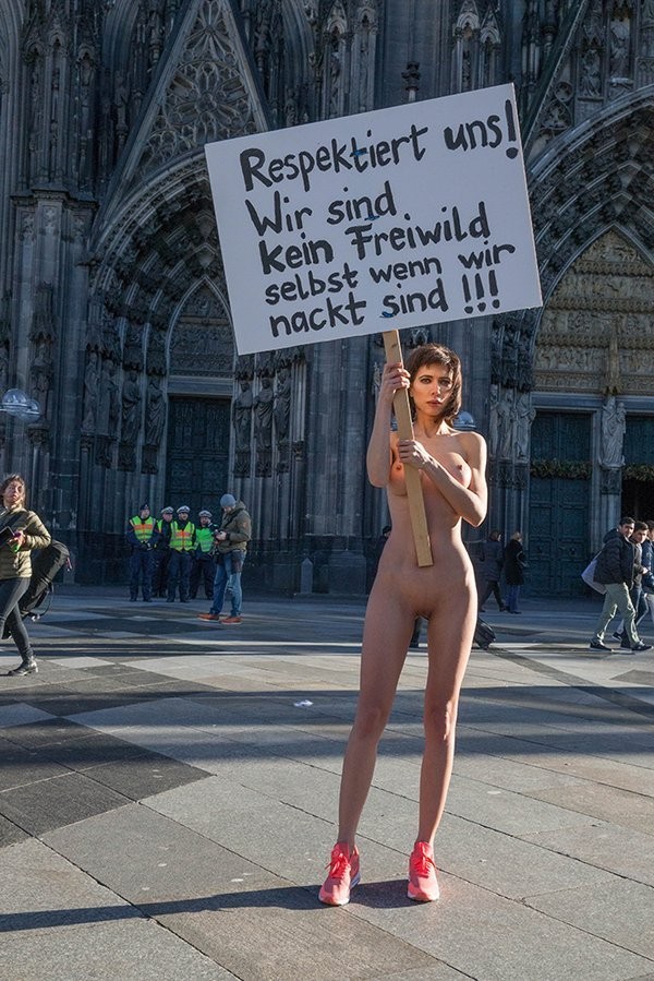 Забавная эротика с смешными бабами