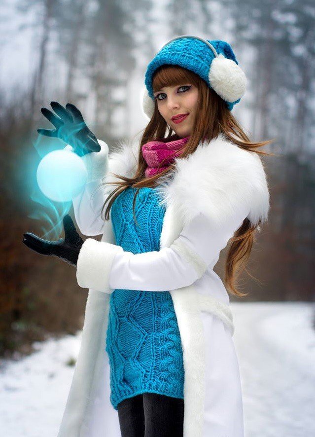 Девушки и косплей