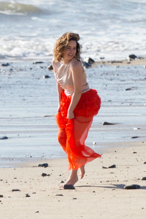 Эмилия Кларк на работе