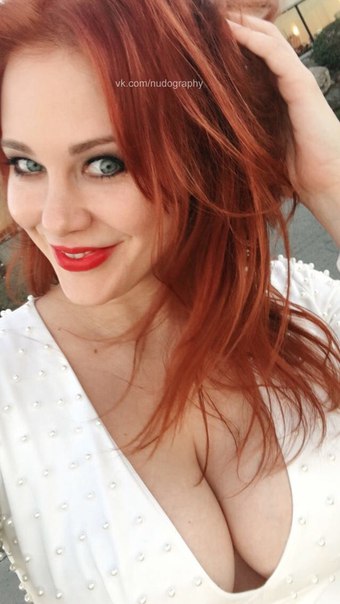 Мейтленд Уорд (Maitland Ward) в белом платье