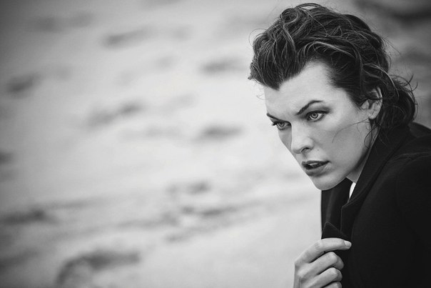 Милла Йовович для мартовского номера испанского издания журнала «Harper's Bazaar»