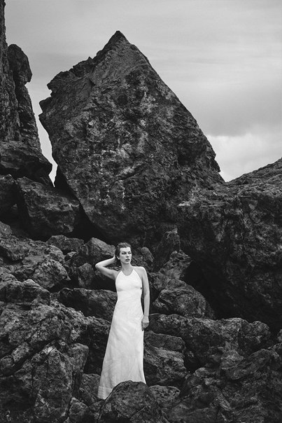 Милла Йовович для мартовского номера испанского издания журнала «Harper's Bazaar»