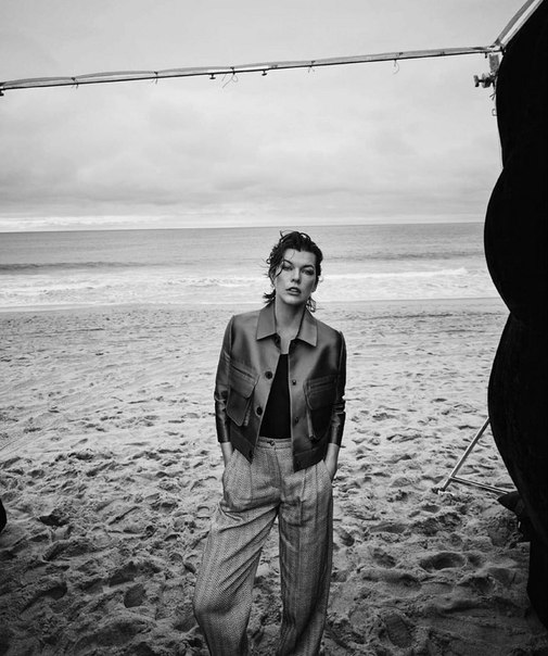 Милла Йовович для мартовского номера испанского издания журнала «Harper's Bazaar»