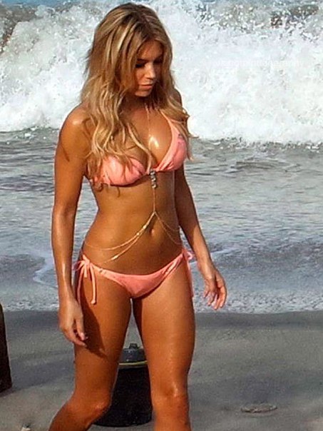 Сильвия Мейс (Sylvie Meis) в купальниках Hunkemoller