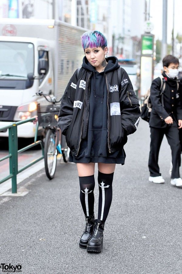 Стильная молодежь с улиц Токио Стильная молодежь с улиц Токио