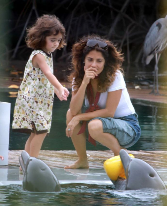 11 знаменитых мам, которые прекрасно выглядят без макияжа