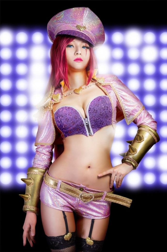 Девушки и косплей