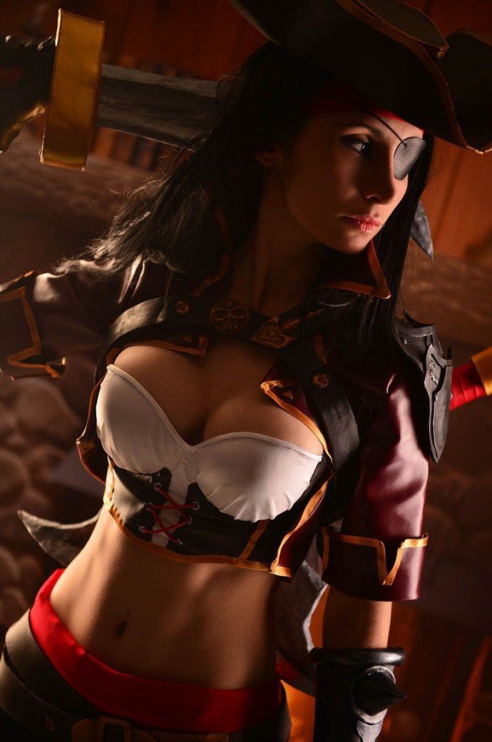 Девушки и косплей