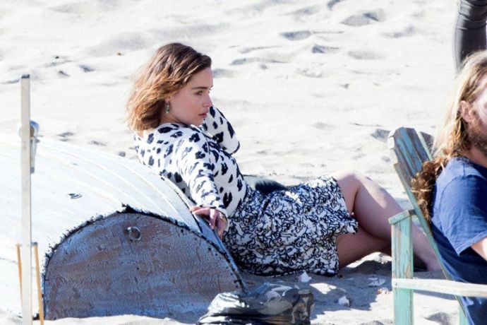 Эмилия Кларк на работе