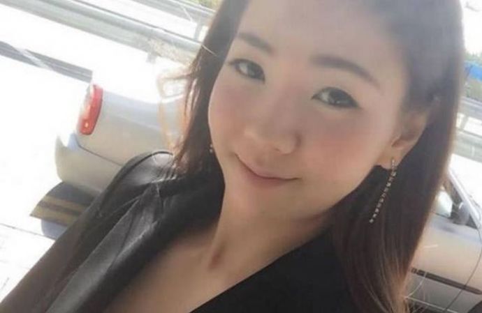 Корейская Барби с телом Халка