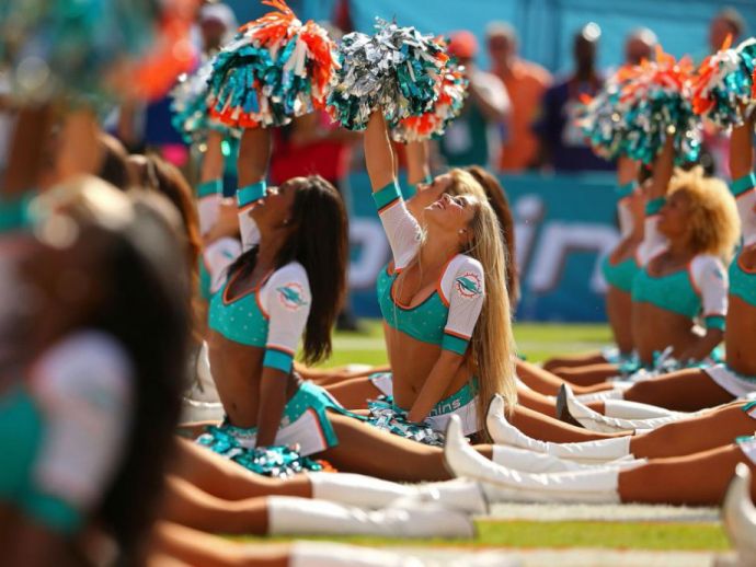 Сексуальные черлидерши