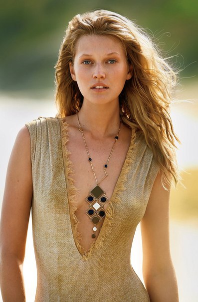 Знаменитости, которые родились в 1992 году