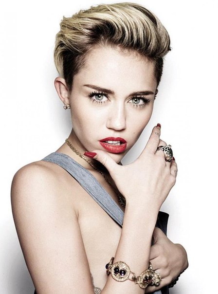 Знаменитости, которые родились в 1992 году