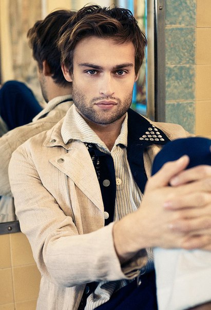 Знаменитости, которые родились в 1992 году