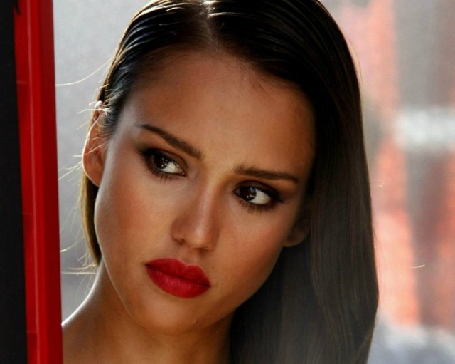 12 знаменитостей с самыми сексуальными губами 12 знаменитостей с самыми сексуальными губами