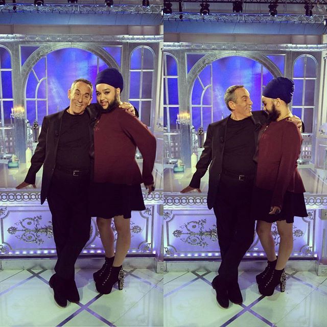 Бородатая девушка - новый эталон красоты в мире моды Бородатая девушка - новый эталон красоты в мире моды