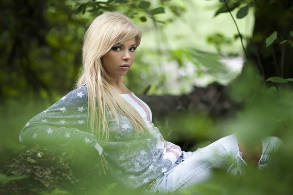 Голая Карина Зверева Танцовщица, Россия, 1977