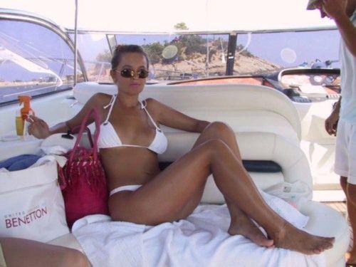 Сиськи и вода. - Частное НЮ