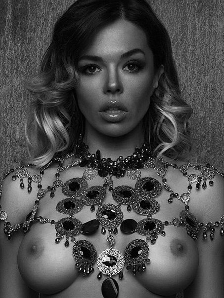 Карина Зверева, Танцовщица, Россия