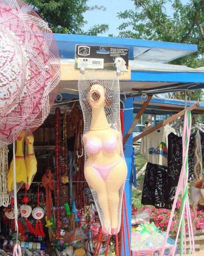 Если нет бабы, трахай резиновую куклу - Эроприколы