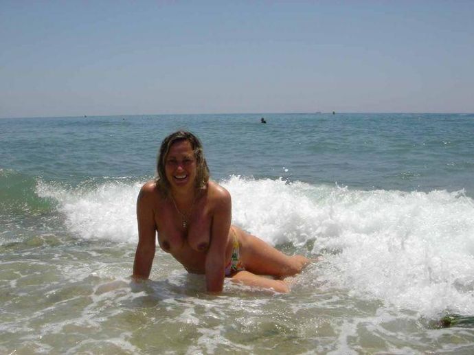 Девушки на отдыхе. эротика онлайн.