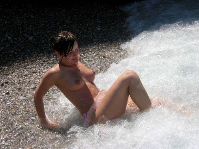 Пошлые фото путан на море