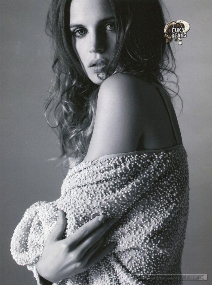 Откровенная Sabrina Garciarena - SH December 2011 (12-2011) Argentina