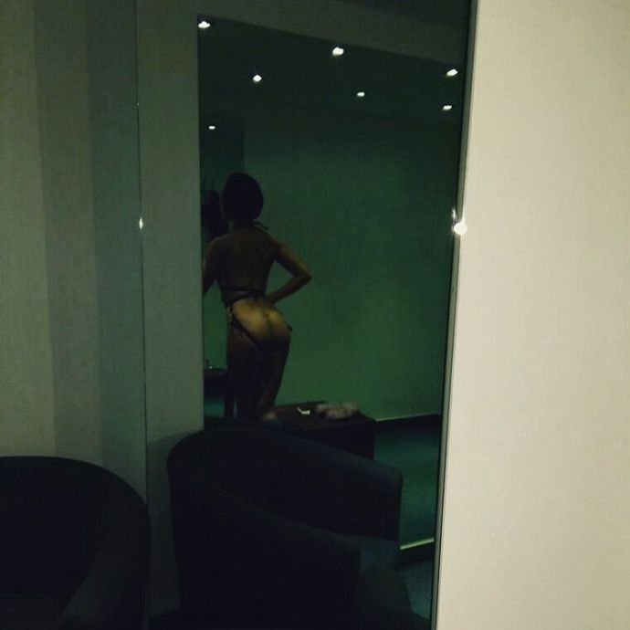 Солистка группы NikitA обнажилась в Instagram