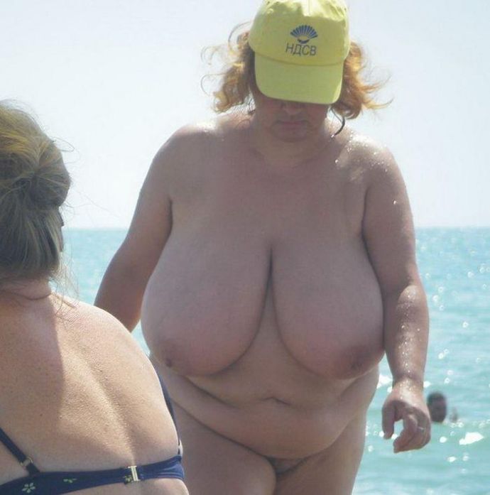 старуха с огромными грудями - Эроприколы