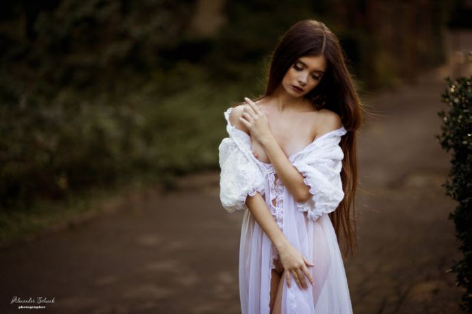 Весна в женских лицах