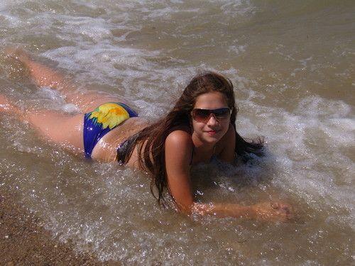 Сиськи и жопы на природе