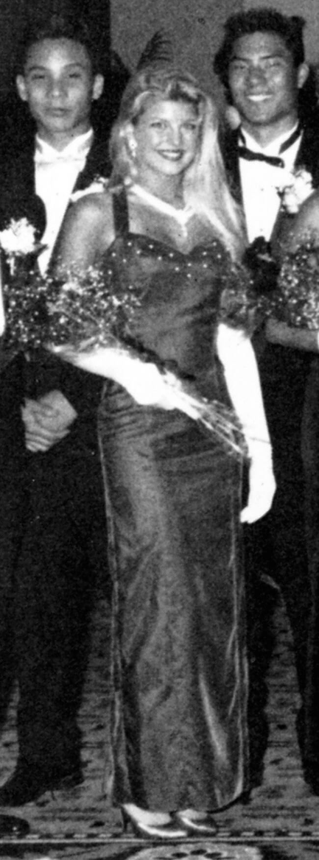 Как выглядели голливудские звезды на выпускном