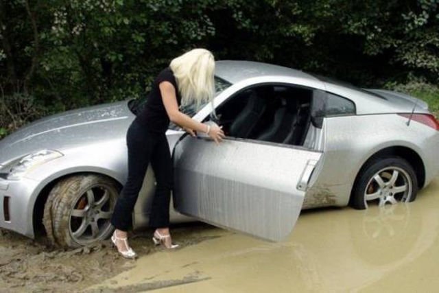 Ну очень тупые девушки