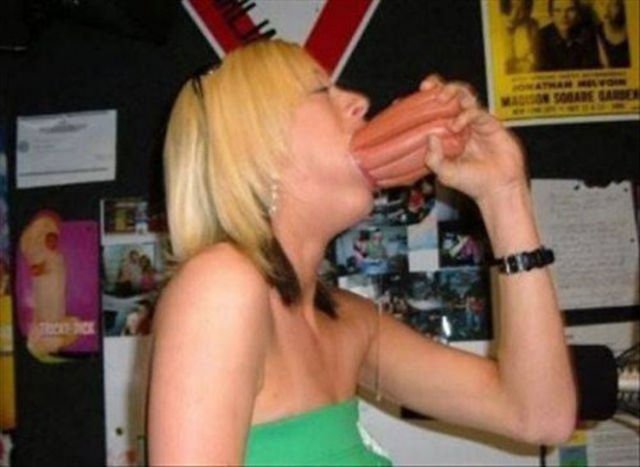 Ну очень тупые девушки