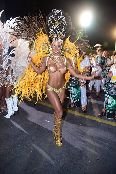 Pizzott с бразильского карнавала