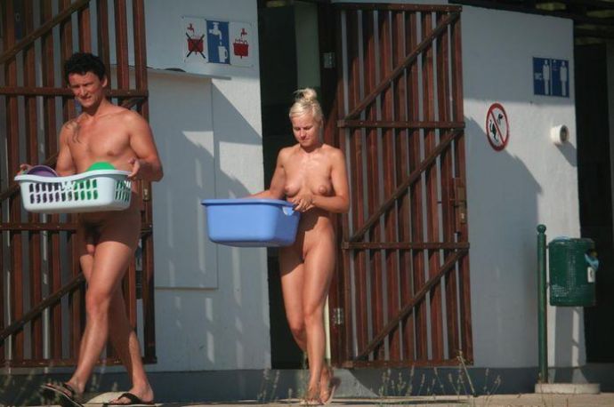 Хорошая работа у стриптизерши - Эроприколы