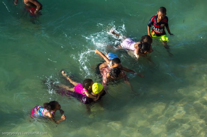 Как купаются арабки женщины