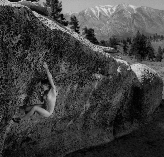 Обнаженный мужчина козел - Эроприколы